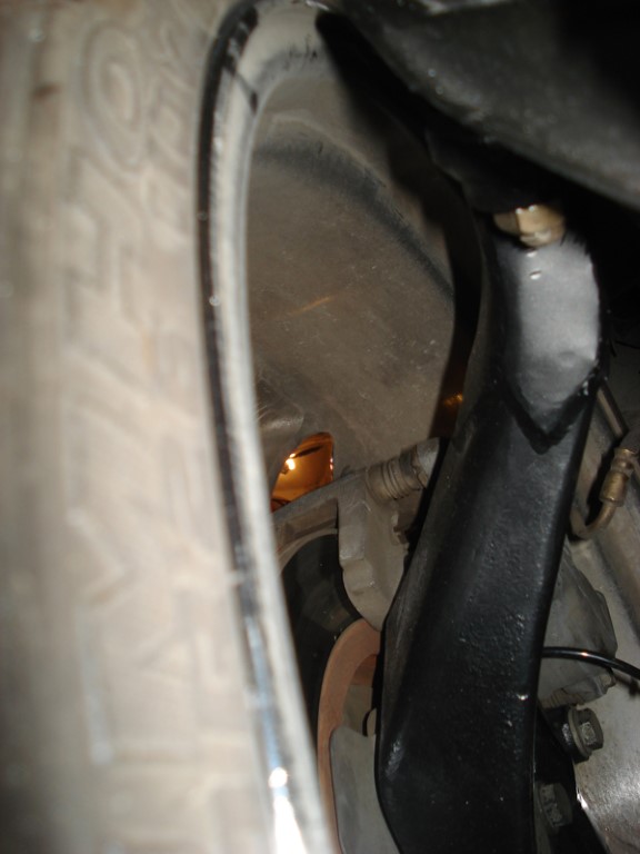 Aaron Armada Front Suspension (17)