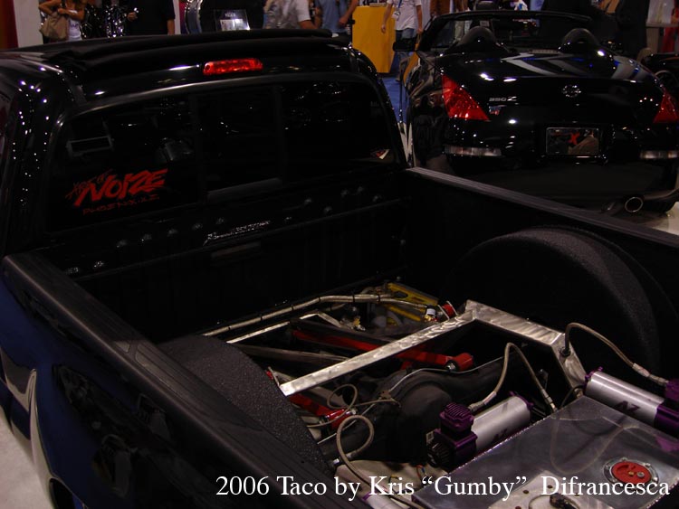 SEMA06 020